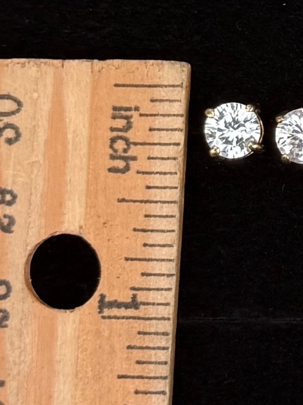 Vintage, aged goldtone, clear, solitaire bling pierced earrings - Picture 3 of 4
